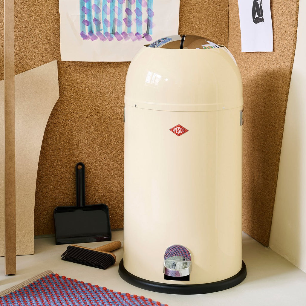 WESCO Kickmaster Prullenbak | Pedaalemmer | 33 Liter | Metaal - Rood | Afvalemmer - Made in Germany