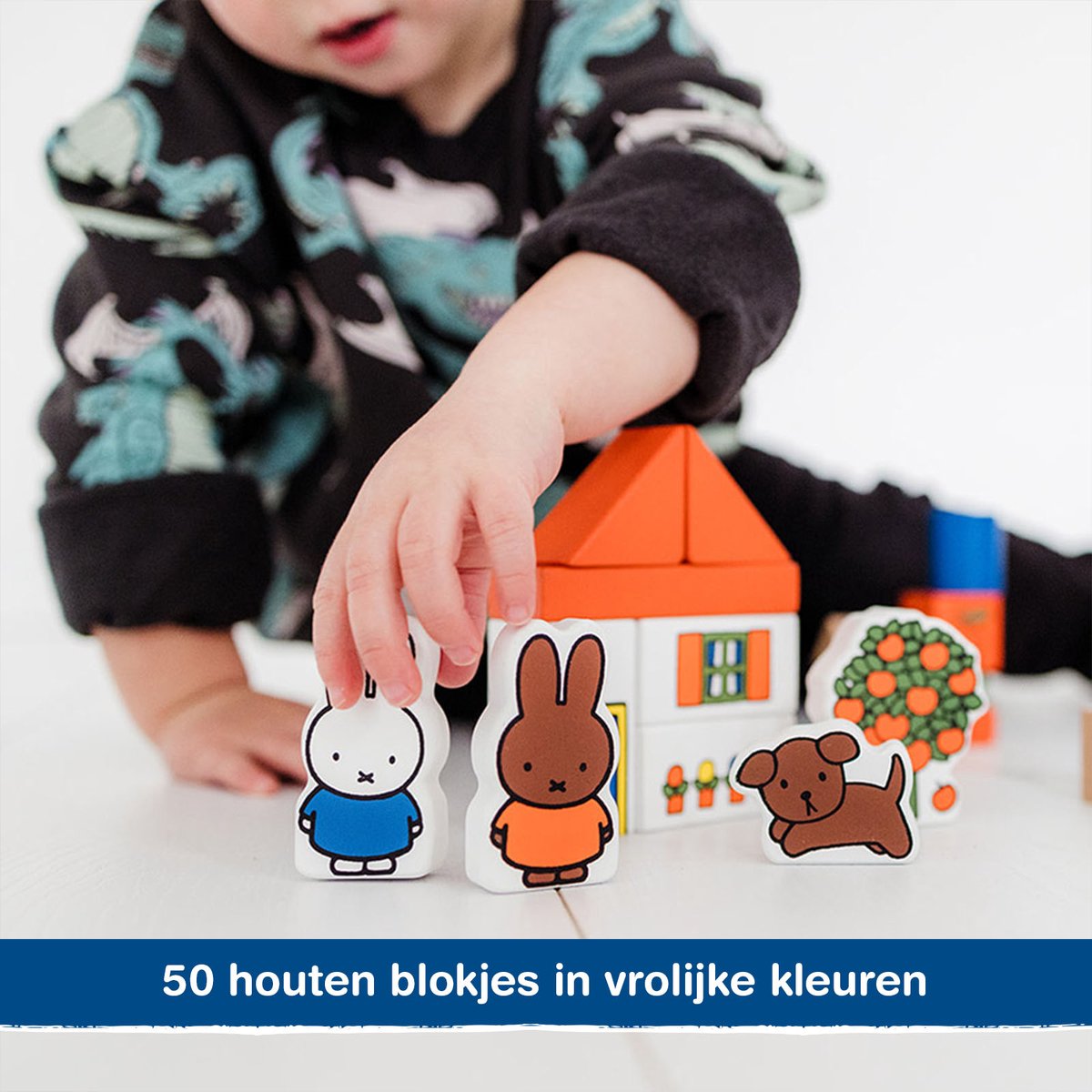 Nijntje blokkenton, houten blokken in opbergton - educatief speelgoed - peuter, kleuter - vanaf 2 jaar - Bambolino Toys