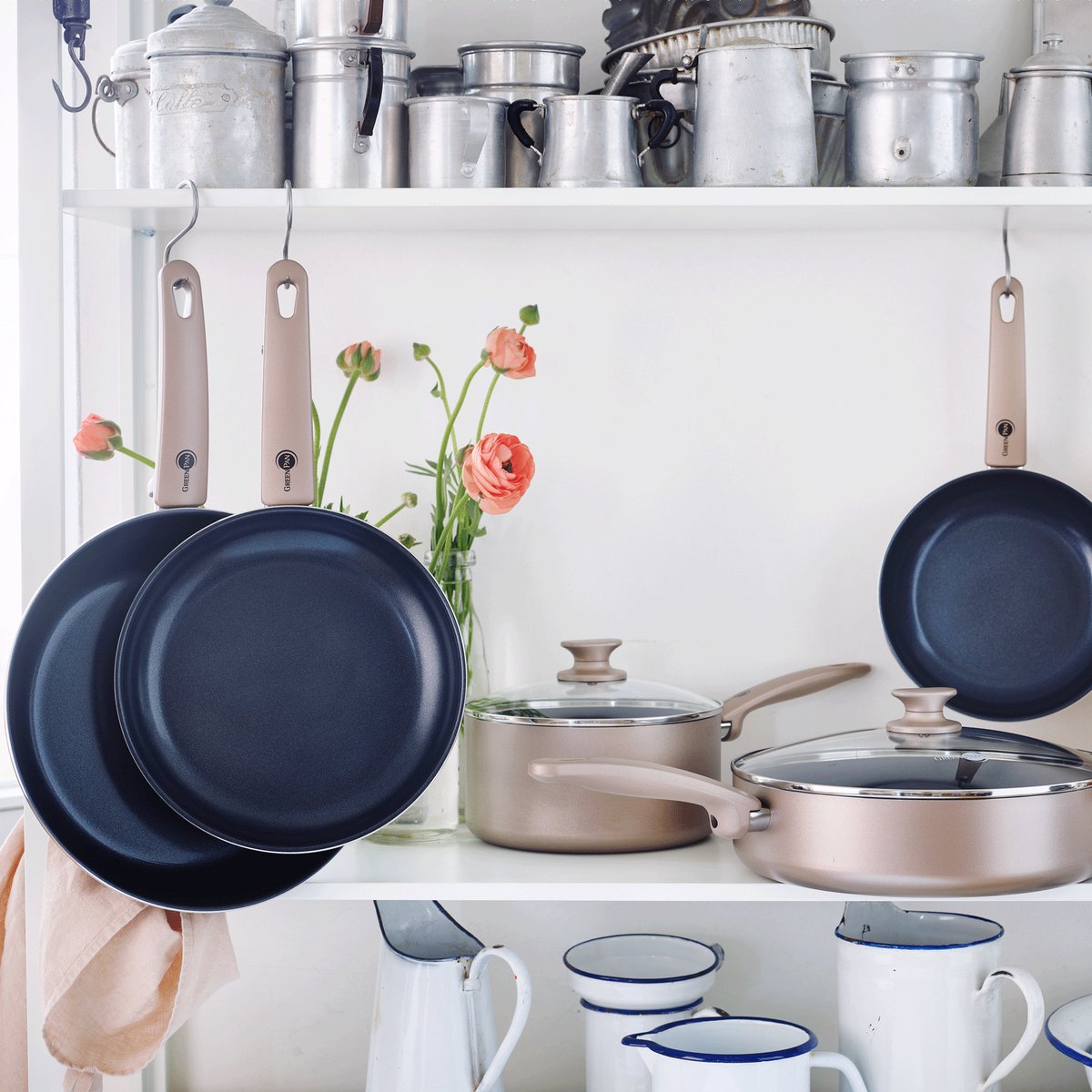 GreenPan Cambridge Koekenpan 24cm –PFAS-vrije antikleeflaag – Koekenpan inductie – Keramische koekenpan - Ovenbestendig tot 180°C - Koudgrepen - Brons