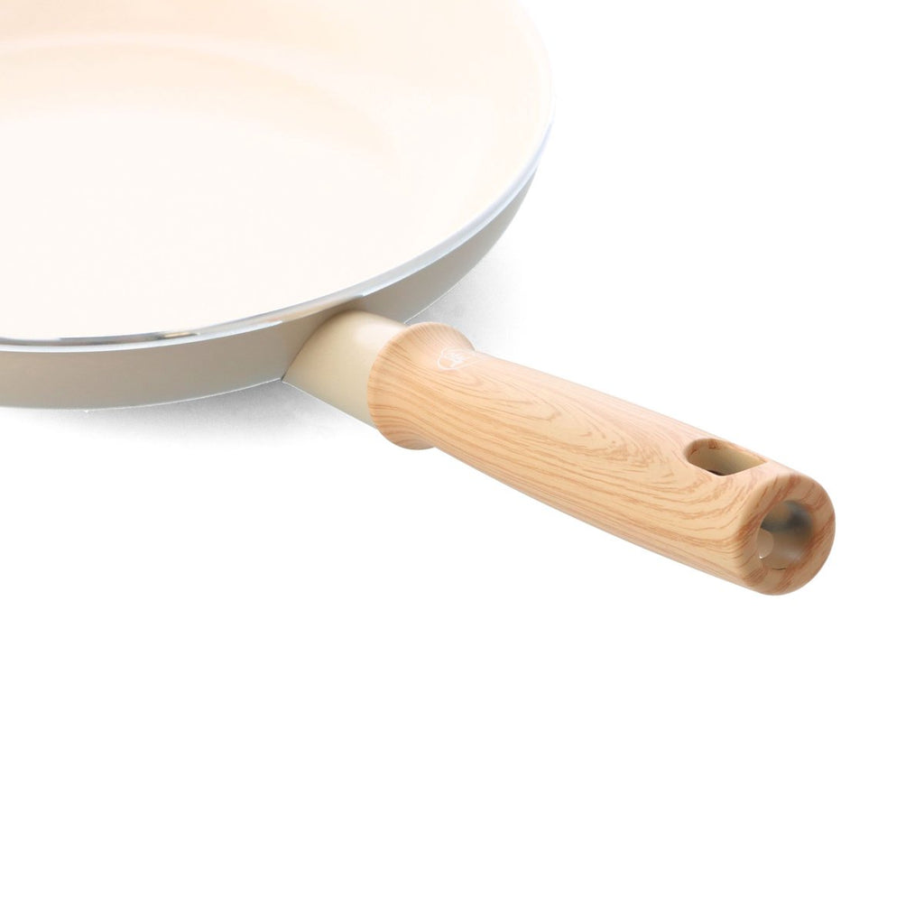 GreenChef Nordics ceramic induction frying pan 28cm - PFAS-free - Induction pan - Dishwasher safe - Oven safe up to 160°C - Ceramic non-stick coating - Without lid - Stay-cool handle - Cream