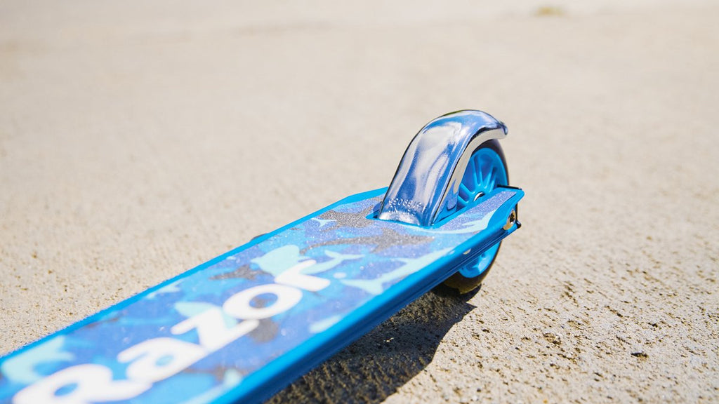 Razor A Special Edition - Step - Blauw Camouflage - Opvouwbaar - Kleine Wielen 98 mm - Voor Kinderen - Tot 65 kg - Vanaf 5 jaar