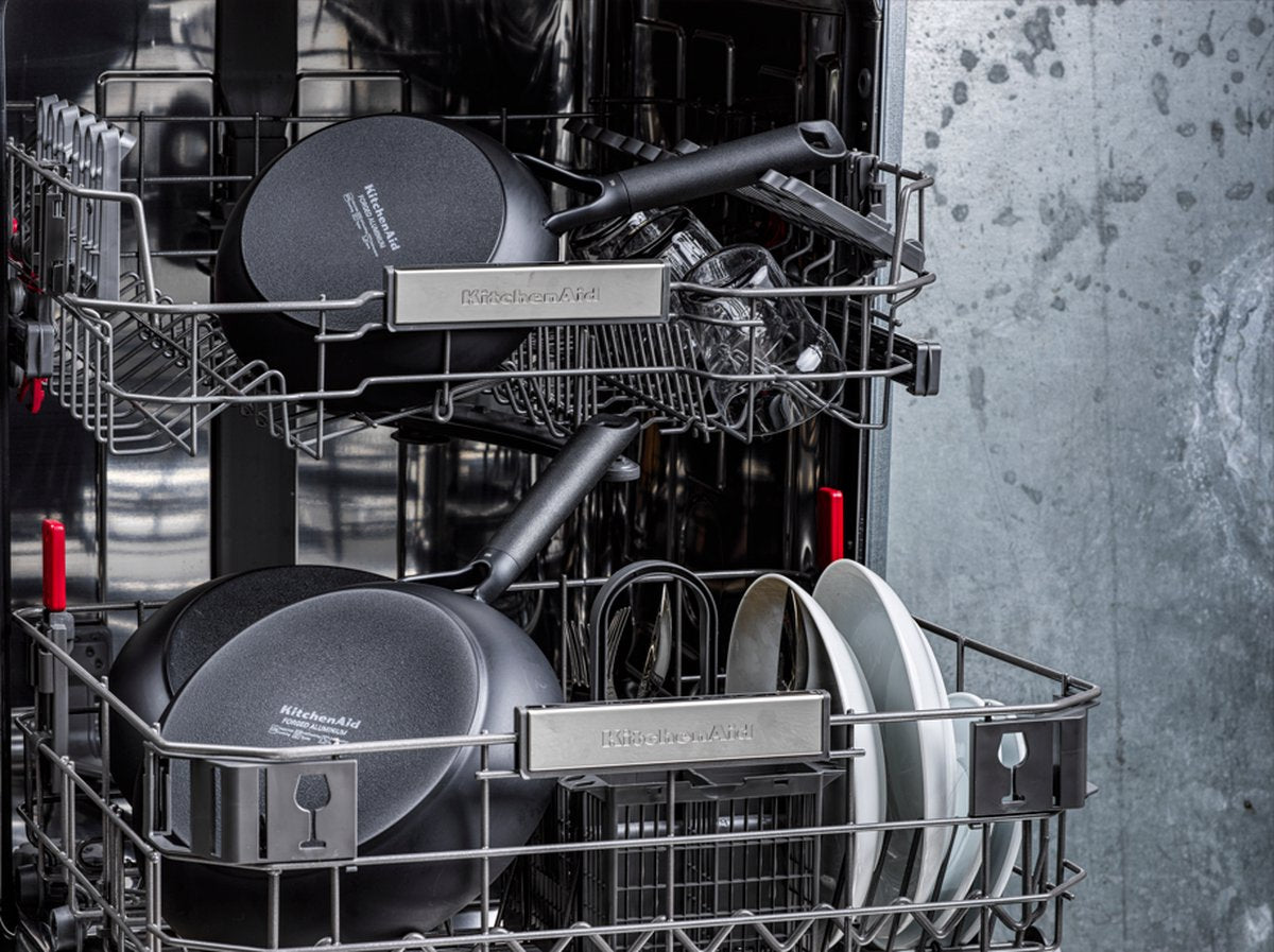 KitchenAid Classic Forged Aluminium koekenpan ø24cm - zwart - inductie - anti-aanbak - PFAS-vrij