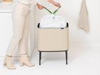 Brabantia Bo Touch Bin Prullenbak - 36 liter - 1 vak - Soft Beige