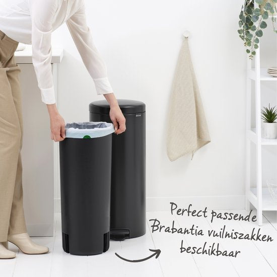Brabantia NewIcon Prullenbak - 30 liter - Matt Black – Outlet, licht beschadigd